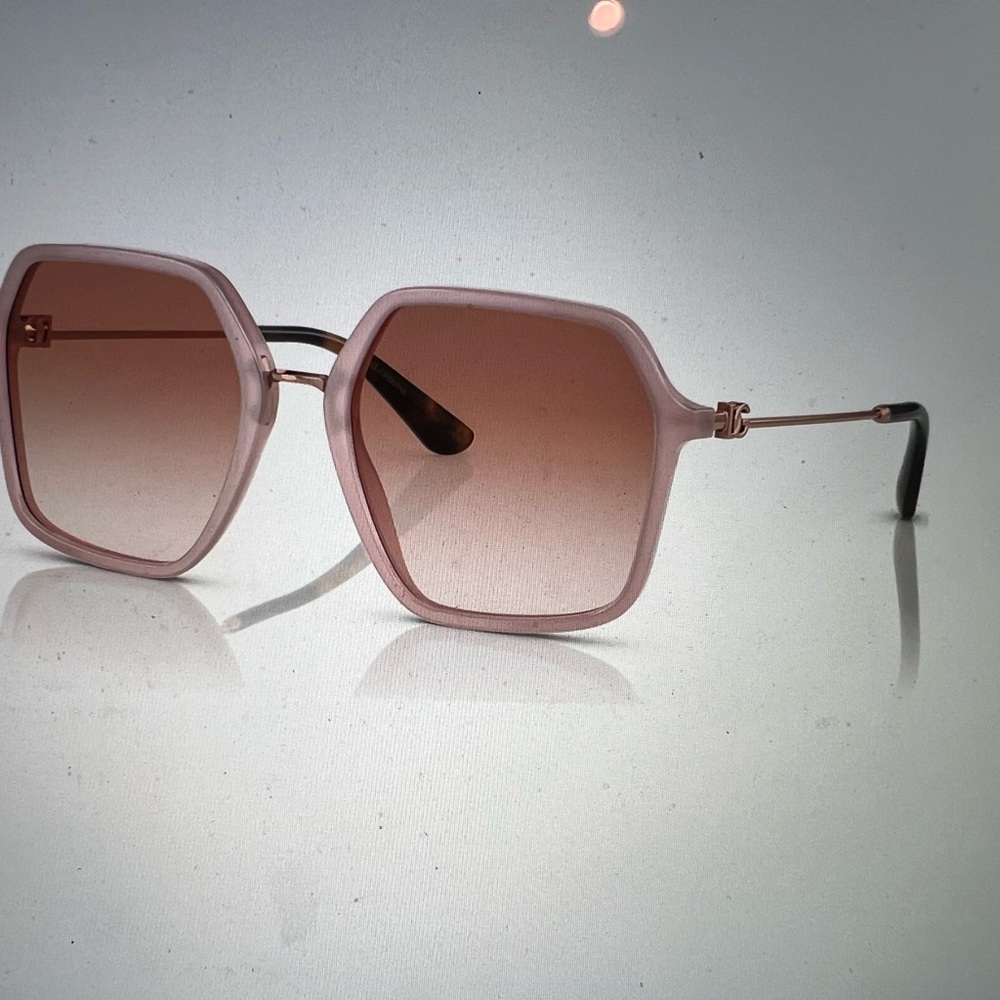 Dolce & Gabbana opal rose NIB sunglasses